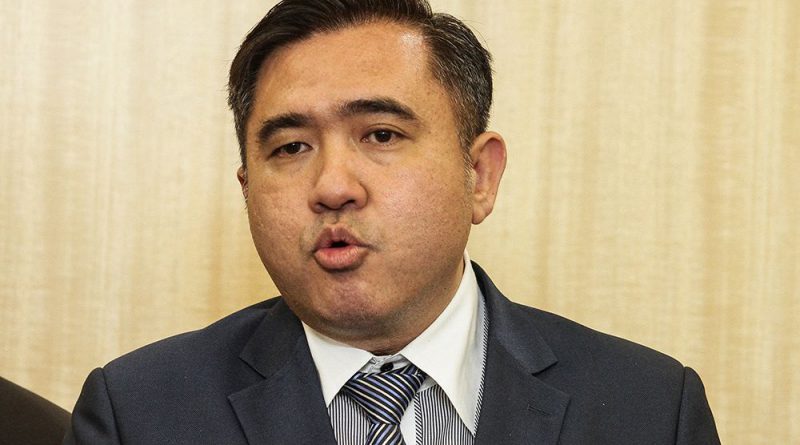 Airports to improve on-time performance next year, says Loke