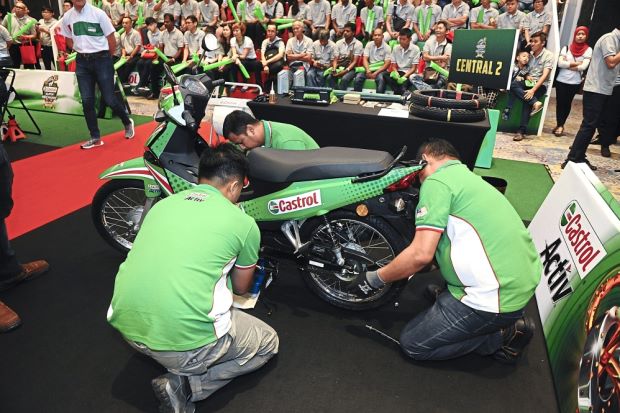 Johor team bags top prize in Super Mechanic Contest