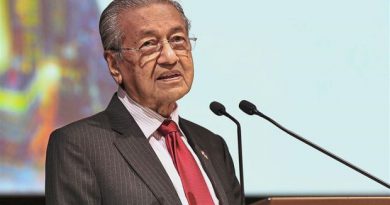Mahathir: RM30bil is nothing for Petronas