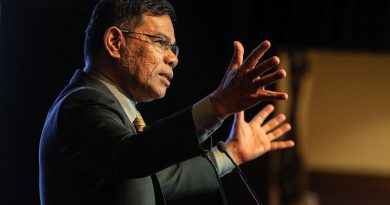 Saifuddin: No plans to reduce price of subsidised cooking oil