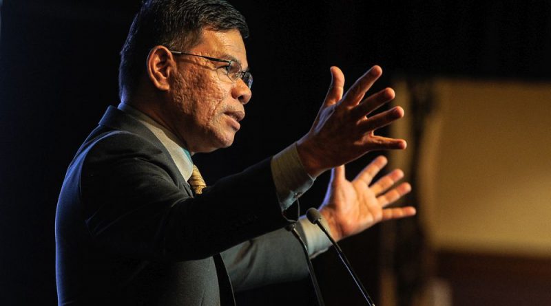 Saifuddin: No plans to reduce price of subsidised cooking oil