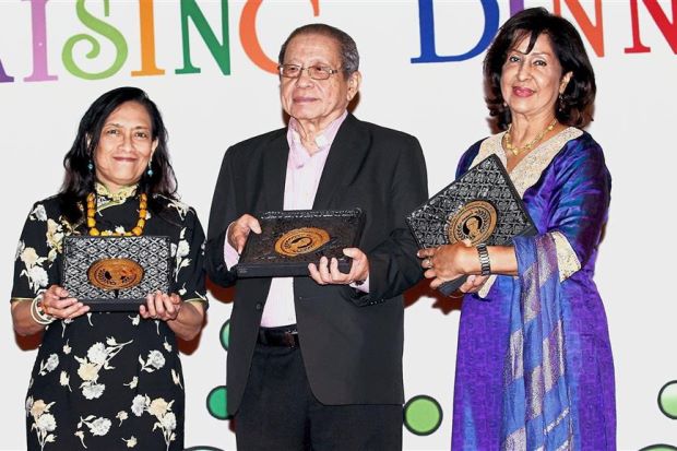 Siti Hasmah, Kit Siang and Karpal get integrity award