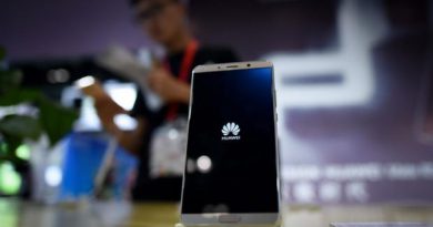 Huawei said to debut 3D camera phone powered by Sony sensors