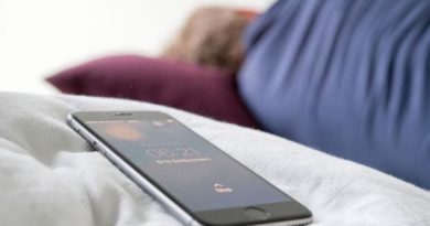 These smartphone sleep tracker apps help you snooze better