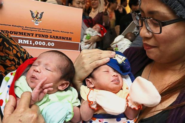 Newborn Sarawakians get RM1,000 from fund