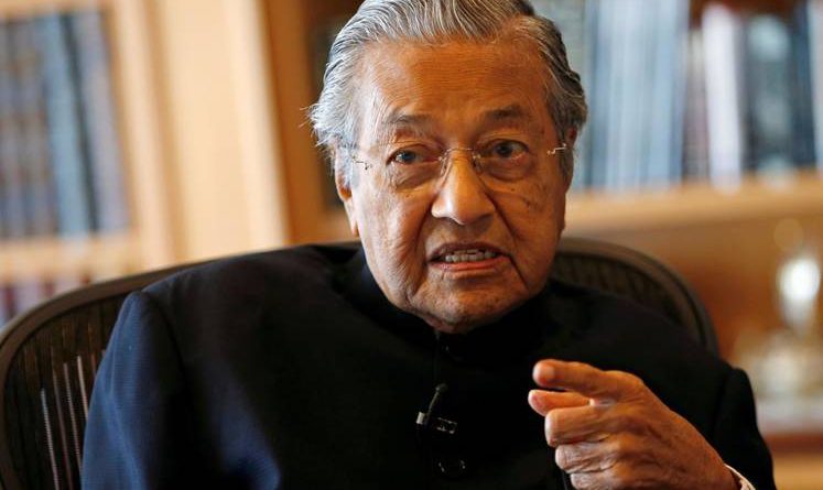 Dr Mahathir warns against foreign meddling in Asean