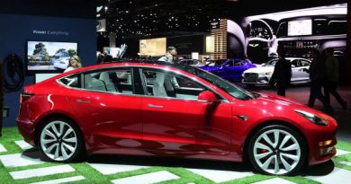 Tesla to stop selling US$35,000 Model 3 online