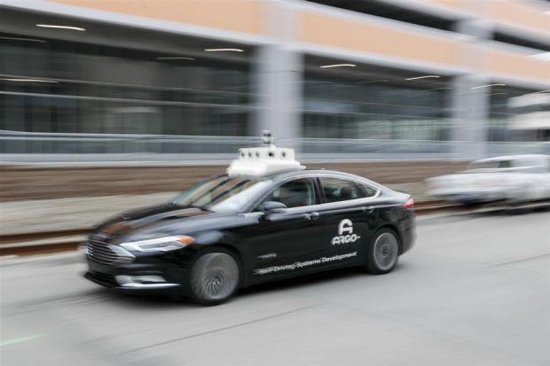 Five reasons experts think autonomous cars are many years away