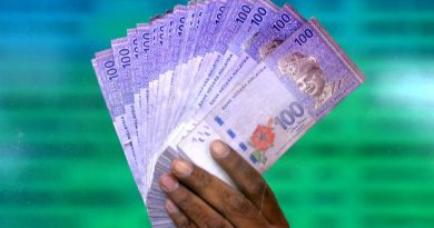Felda settlers to get RM300 'duit raya'