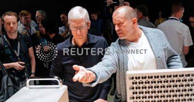 Apple design chief Jony Ive, Steve Jobs' confidant, to leave and start own firm