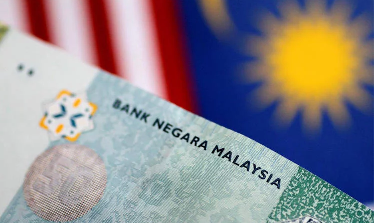 Ringgit marks time as funds weigh global risks