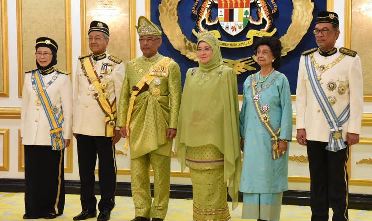 Sultan Abdullah installed as Malaysia's 16th King