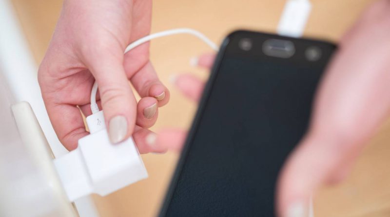 New US study warns generic phone chargers 'can cause burns or electrocutions'
