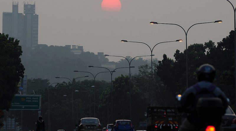 Report: 20 Klang landowners may lose plots for open burning during haze