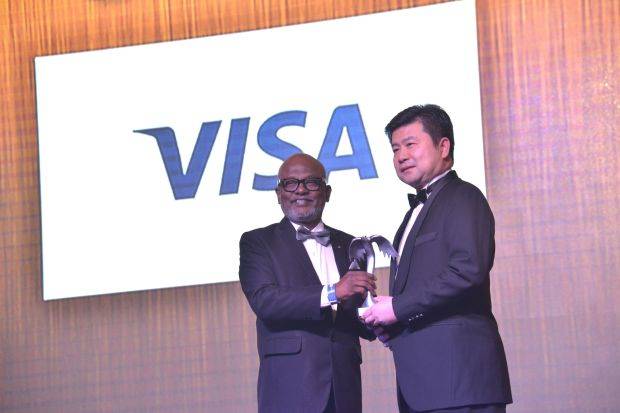 Visa wins gold award at Putra Brand Awards 2019