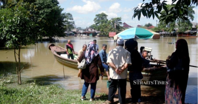 Flood situation in Kelantan, Johor improving