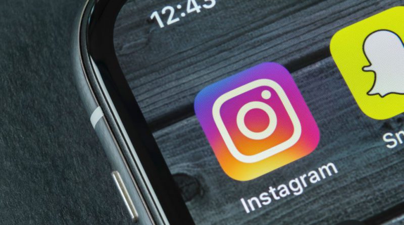 Instagram is policing Photoshopped images to curb the spread of fake news