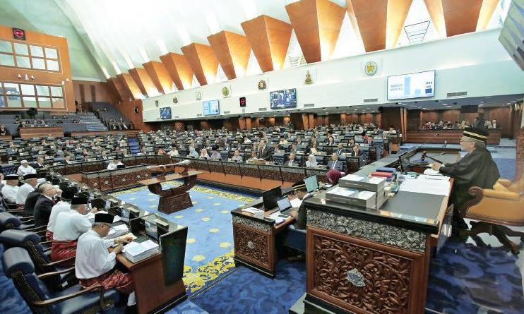 Dewan Rakyat to decide next PM at special sitting on Monday