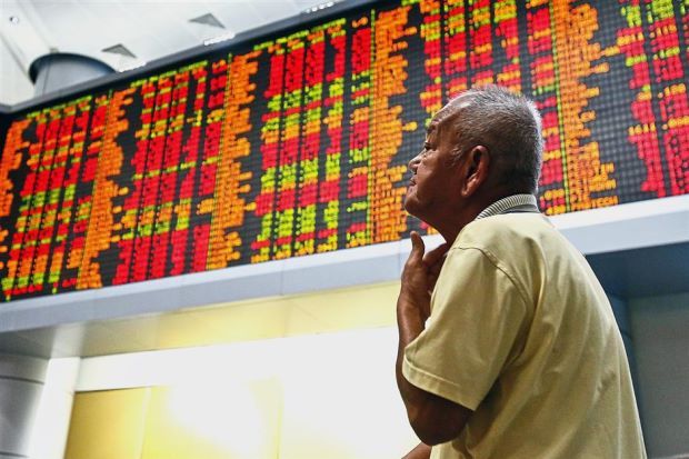 Foreign investors pull out a staggering RM1.91bil