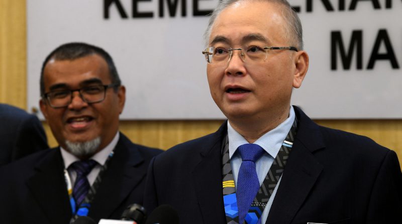Transport minister: Receipts can pass for road tax, licence during MCO