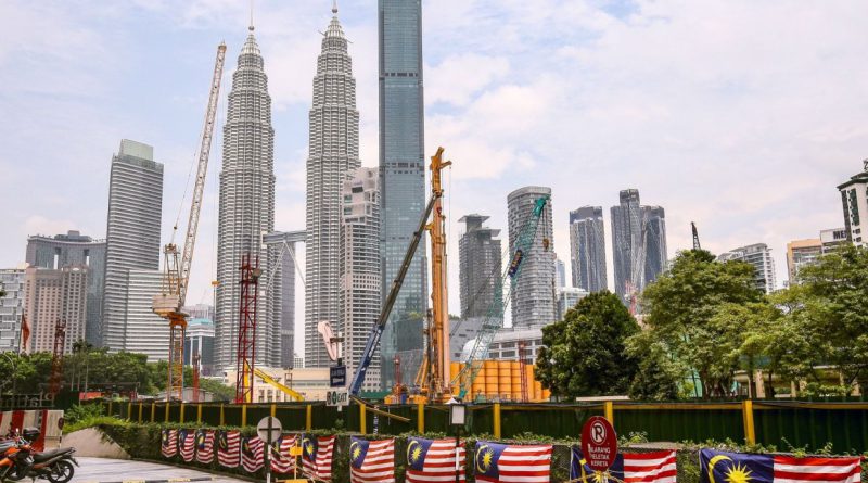 S&P affirms Malaysia's currency ratings, Outlook stable